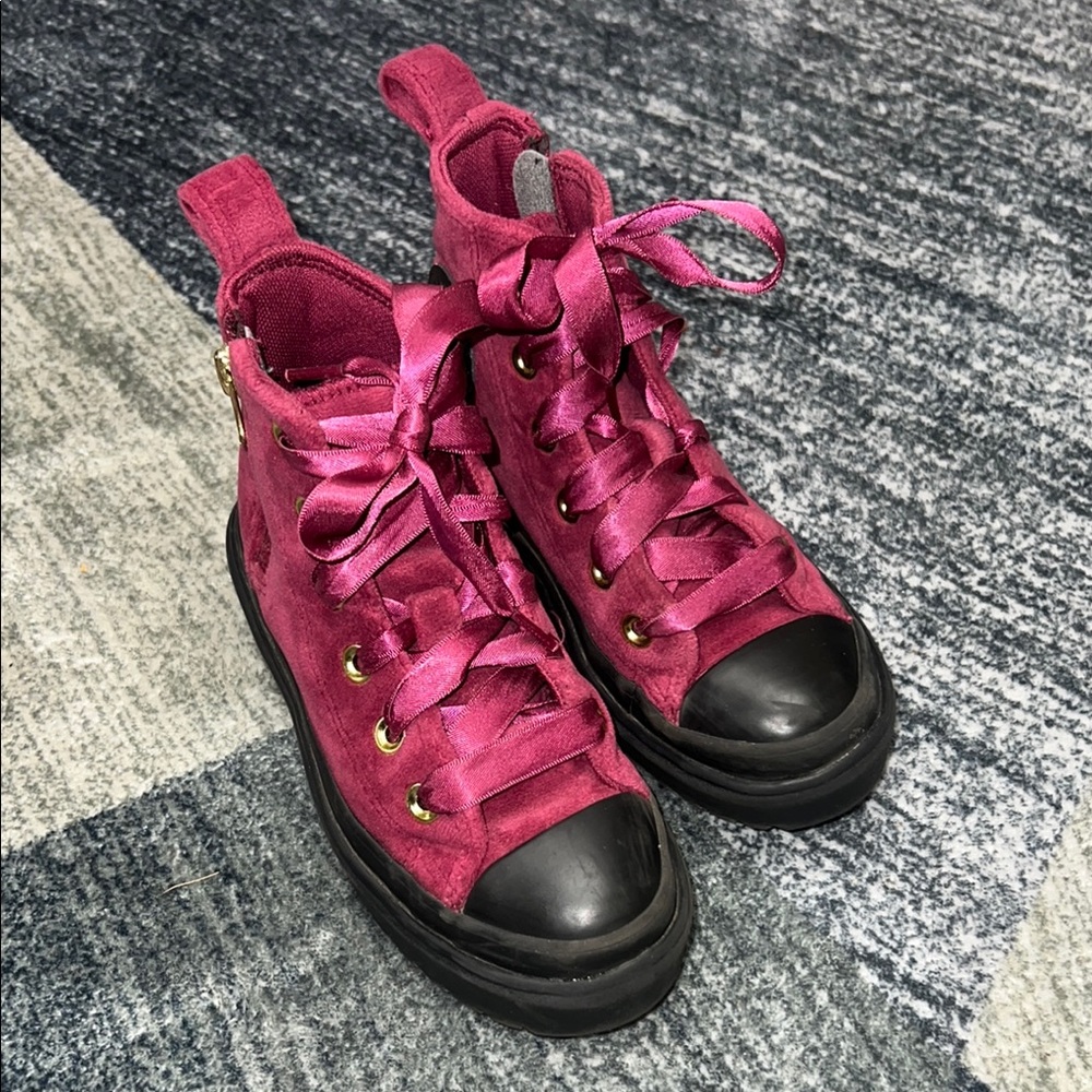 Chuck Taylor All Star Lugged Lift Platform Velvet